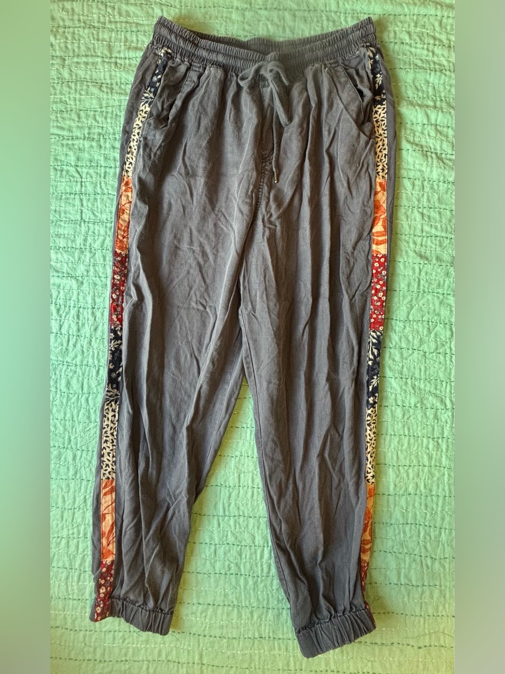 Knox Rose Gray Patchwork Joggers Medium Side Stripe Patchwork Boho Athleisure